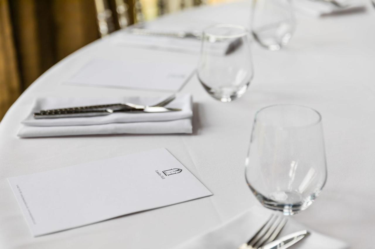 Lanelay Hall Hotel & Spa Hensol Exterior foto A table at the restaurant